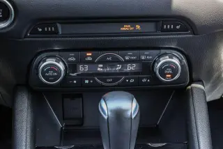 Mazda CX-5 2018 Touring 4dr SUV