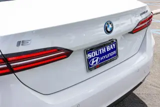 BMW i5 2024 eDrive40 4dr Sedan