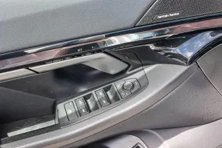 BMW i5 2024 eDrive40 4dr Sedan