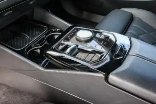 BMW i5 2024 eDrive40 4dr Sedan