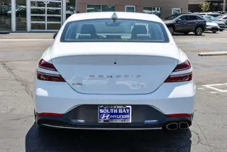 Genesis G70 2022 2.0T 4dr Sedan