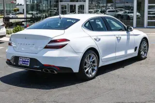 Genesis G70 2022 2.0T 4dr Sedan