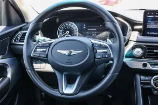 Genesis G70 2022 2.0T 4dr Sedan
