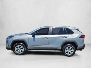 Toyota RAV4 2024 LE 4dr SUV