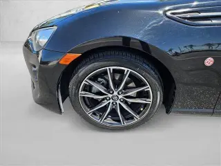 Toyota 86 2017 2dr Coupe 6A