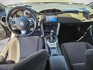 Toyota 86 2017 2dr Coupe 6A