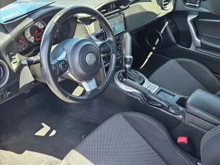 Toyota 86 2017 2dr Coupe 6A