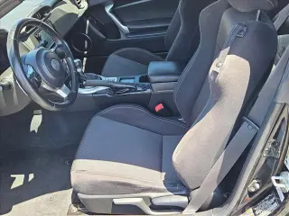 Toyota 86 2017 2dr Coupe 6A