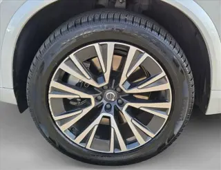 Volvo XC90 Recharge 2021 eAWD T8 Inscription Expression 7-Passenger 4dr SUV