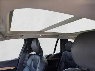 Volvo XC90 Recharge 2021 eAWD T8 Inscription Expression 7-Passenger 4dr SUV