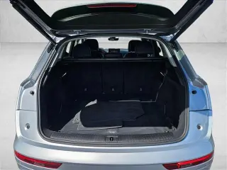 Audi Q5 2023 AWD quattro Premium 40 TFSI 4dr SUV