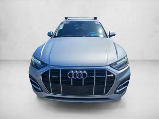 Audi Q5 2023 AWD quattro Premium 40 TFSI 4dr SUV