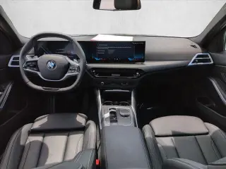 BMW 3 Series 2025 AWD 330i xDrive 4dr Sedan