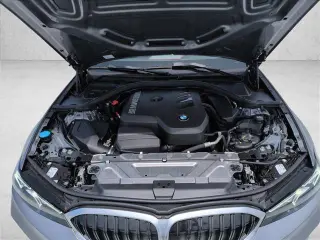 BMW 3 Series 2025 AWD 330i xDrive 4dr Sedan