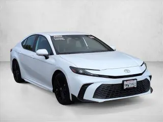 Toyota Camry 2025 SE 4dr Sedan