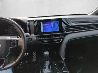 Toyota Camry 2025 SE 4dr Sedan