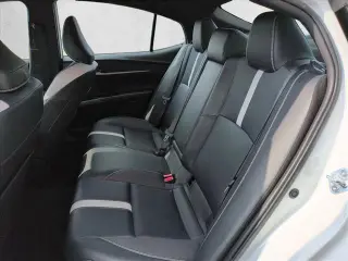 Toyota Camry 2025 SE 4dr Sedan