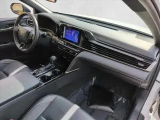 Toyota Camry 2025 SE 4dr Sedan
