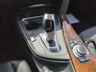 BMW 3 Series 2013 AWD 328i xDrive 4dr Sedan