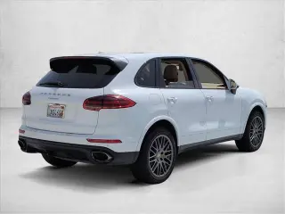 Porsche Cayenne 2017 AWD Platinum Edition 4dr SUV