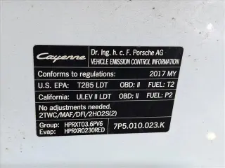 Porsche Cayenne 2017 AWD Platinum Edition 4dr SUV