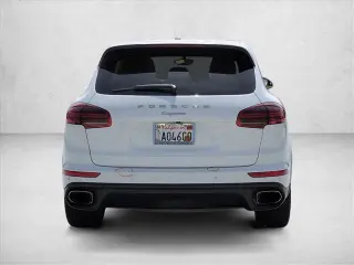 Porsche Cayenne 2017 AWD Platinum Edition 4dr SUV