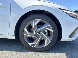 Hyundai ELANTRA 2025 SEL Convenience 4dr Sedan
