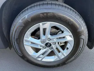 Hyundai TUCSON 2025 SE 4dr SUV