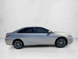 Toyota Camry 2016 SE 4dr Sedan