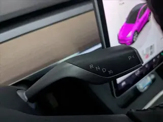 Tesla Model Y 2022 AWD Long Range 4dr Crossover