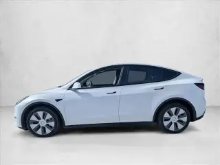 Tesla Model Y 2022 AWD Long Range 4dr Crossover