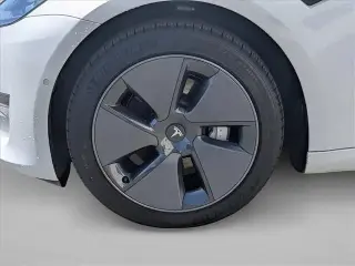 Tesla Model 3 2022 4dr Sedan