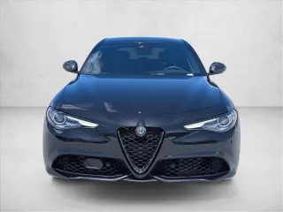 Alfa Romeo Giulia 2023 Veloce 4dr Sedan