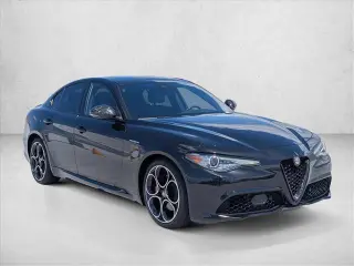 Alfa Romeo Giulia 2023 Veloce 4dr Sedan
