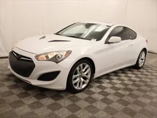 Hyundai Genesis Coupe 2013 2.0T Premium 2dr Coupe
