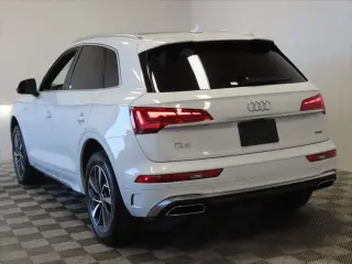 Audi Q5 2023 AWD quattro S line Premium Plus 45 TFSI 4dr SUV