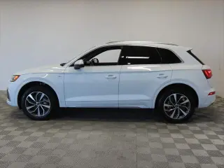 Audi Q5 2023 AWD quattro S line Premium Plus 45 TFSI 4dr SUV