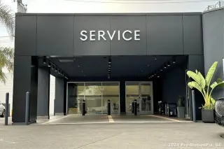 Genesis G70 2023 2.0T 4dr Sedan