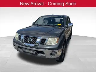 Nissan Frontier 2015 4x2 SL 4dr Crew Cab 5 ft. SB Pickup 5A