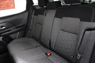 Nissan Kicks 2026 SV 4dr Crossover