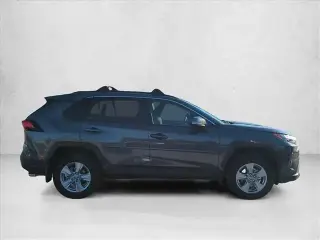 Toyota RAV4 2025 XLE 4dr SUV