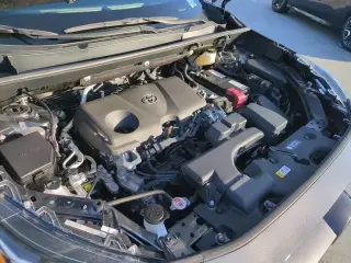 Toyota RAV4 2025 XLE 4dr SUV