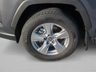 Toyota RAV4 2025 XLE 4dr SUV