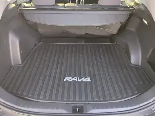 Toyota RAV4 2025 XLE 4dr SUV