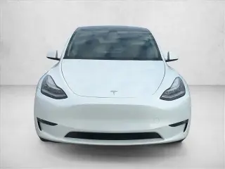 Tesla Model Y 2022 AWD Long Range 4dr Crossover
