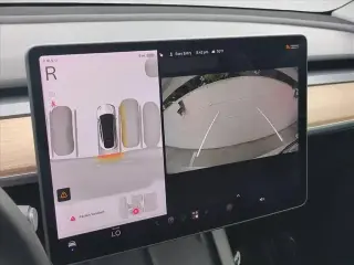 Tesla Model Y 2022 AWD Long Range 4dr Crossover