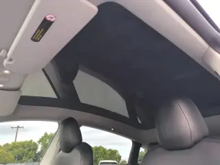 Tesla Model Y 2022 AWD Long Range 4dr Crossover