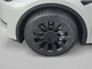Tesla Model Y 2022 AWD Long Range 4dr Crossover
