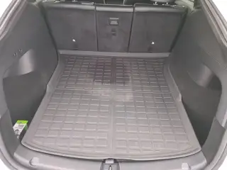 Tesla Model Y 2022 AWD Long Range 4dr Crossover