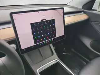 Tesla Model Y 2022 AWD Long Range 4dr Crossover